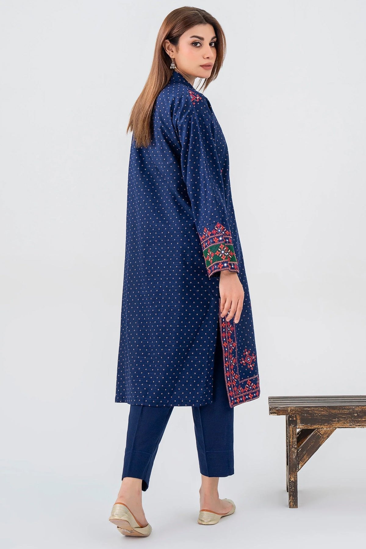 2 PIECE | EMBROIDERED KHADDAR SUIT - ALZENAA0489ST - XS