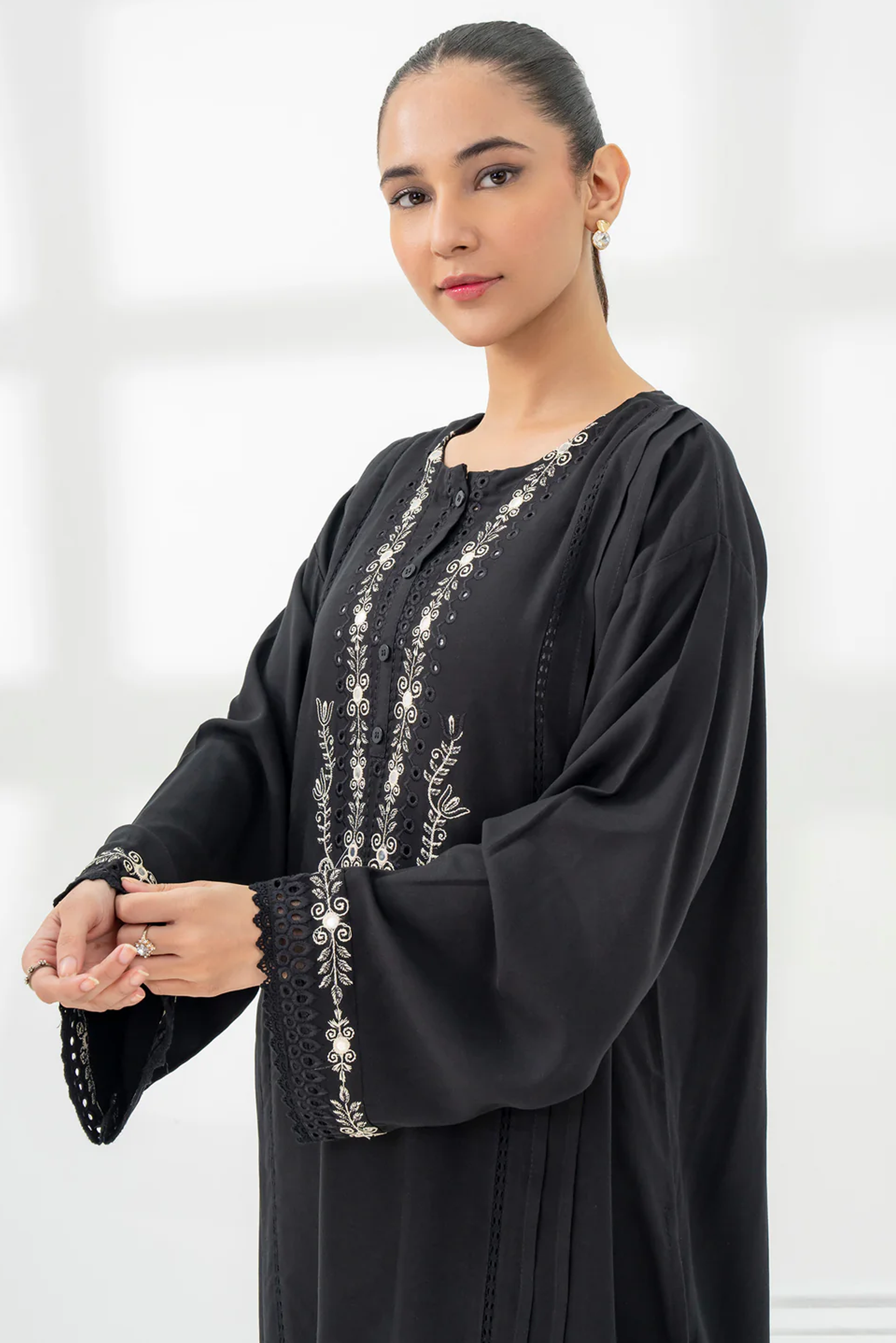 EMBROIDERED STONE SHIRT