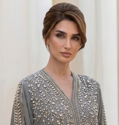 <strong>EMBELLISHED</strong>