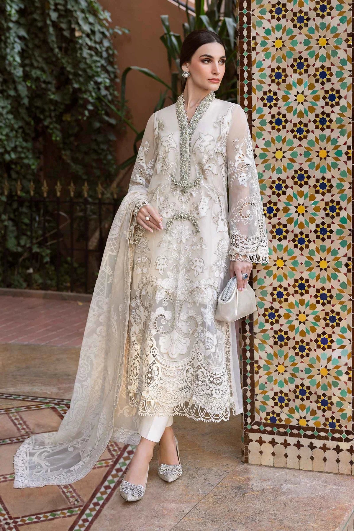 VOYAGE LUXE '25 | 3 PIECE | ORGANZA SUIT | D-2506-A