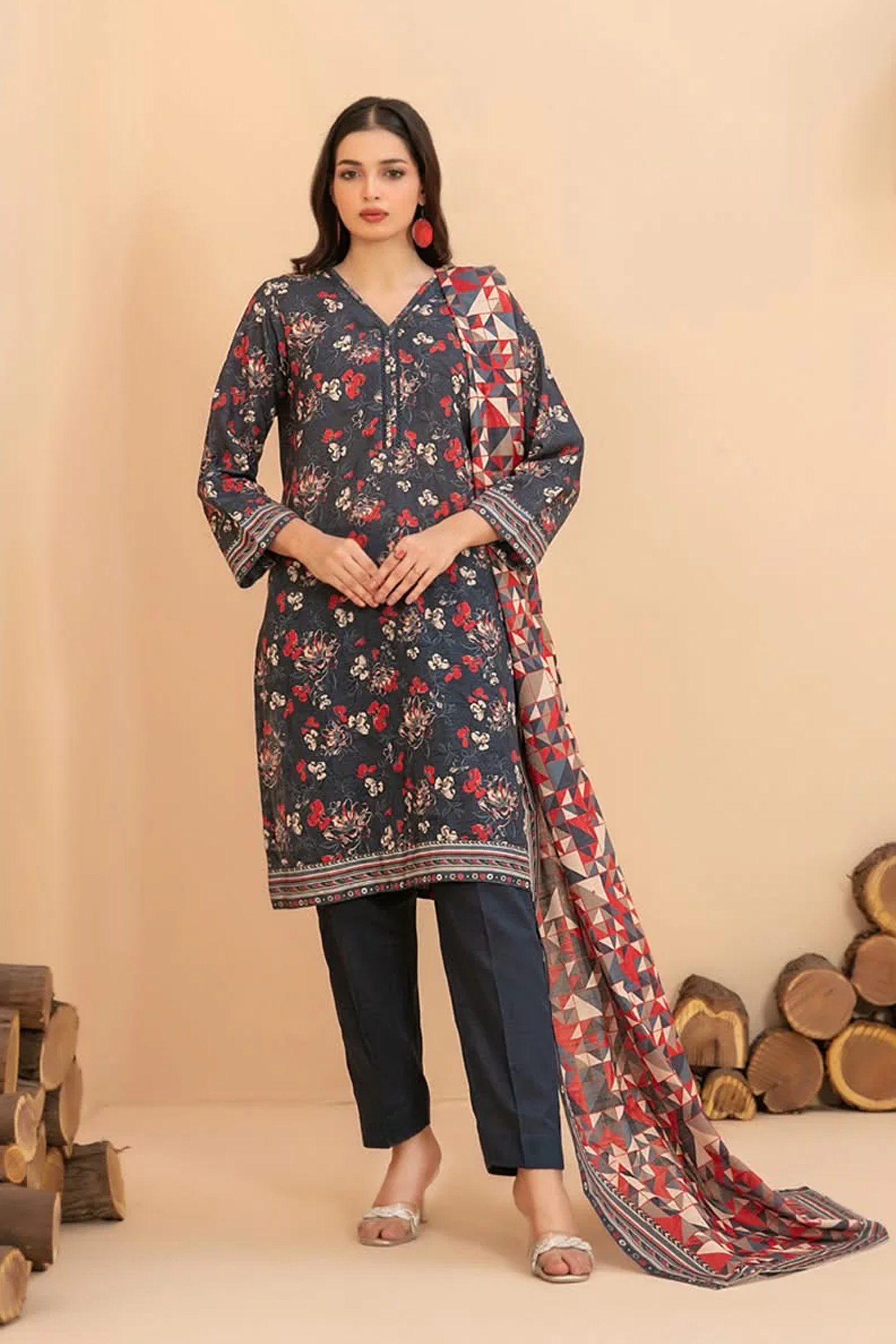 RAHAF | 3 PIECE | KHADDAR SUIT | D-4785