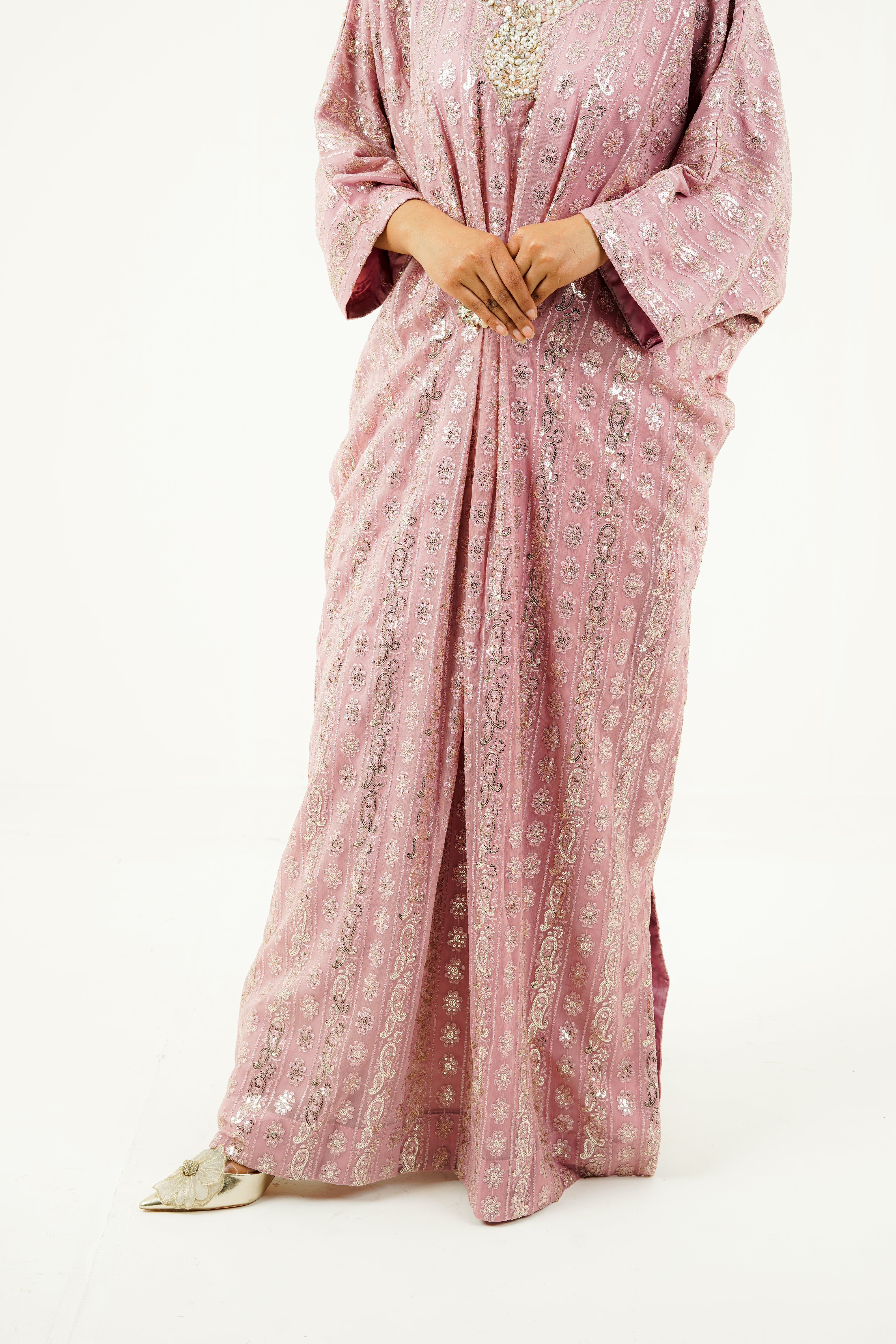 ARIZAH | EMBROIDERED CHIFFON SUIT