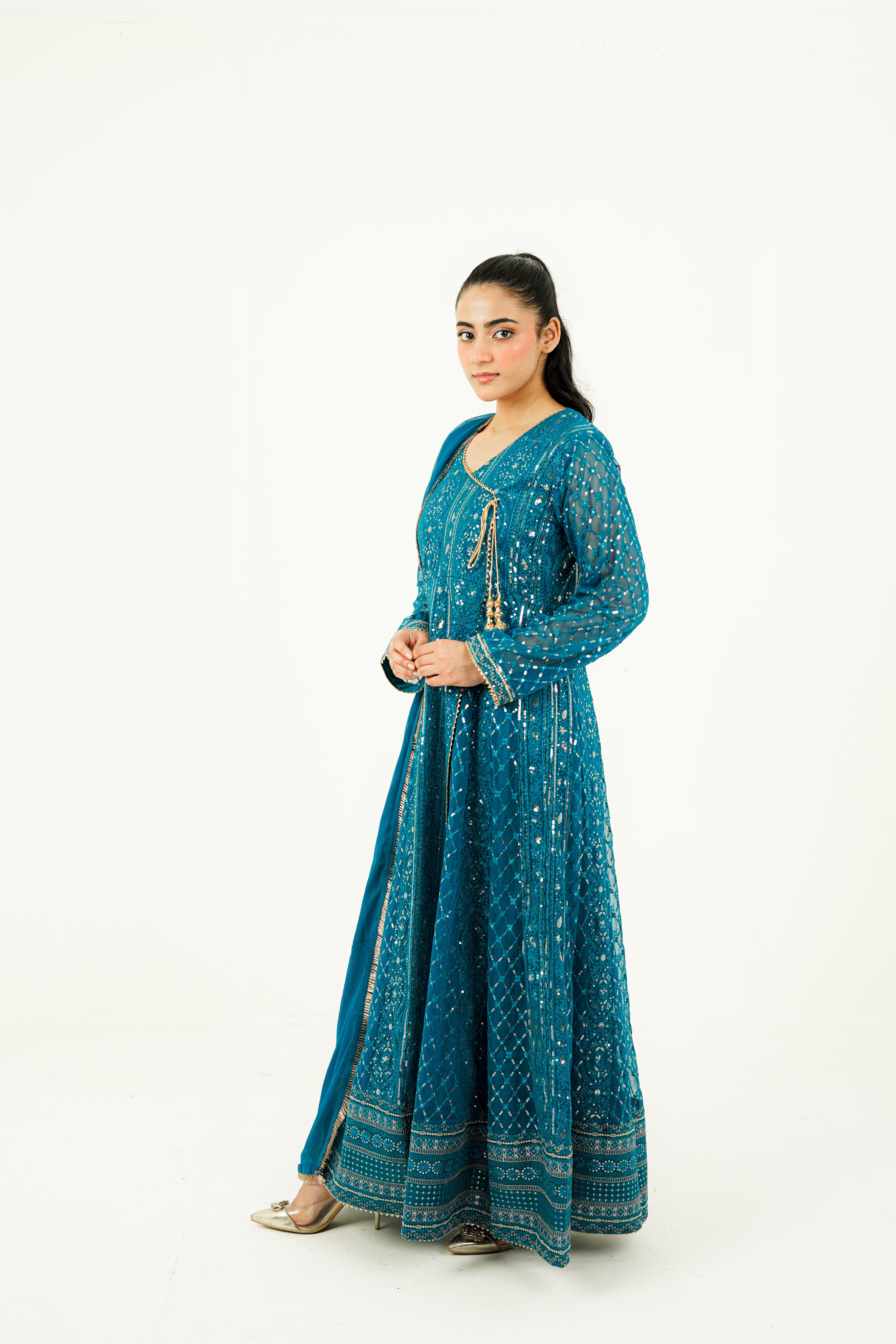 NISAARA | EMBROIDERED CHIFFON SUIT