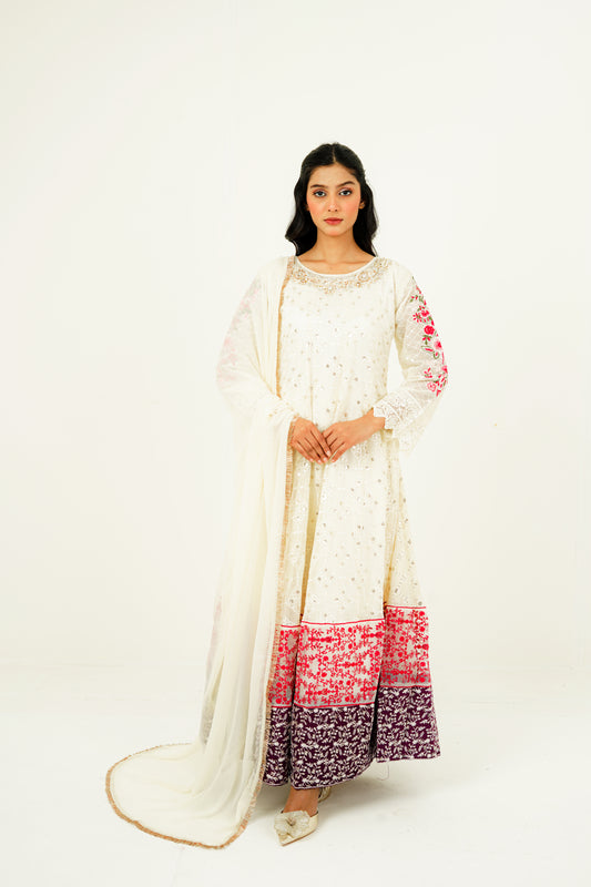 MEHVAH | EMBROIDERED CHIFFON SUIT
