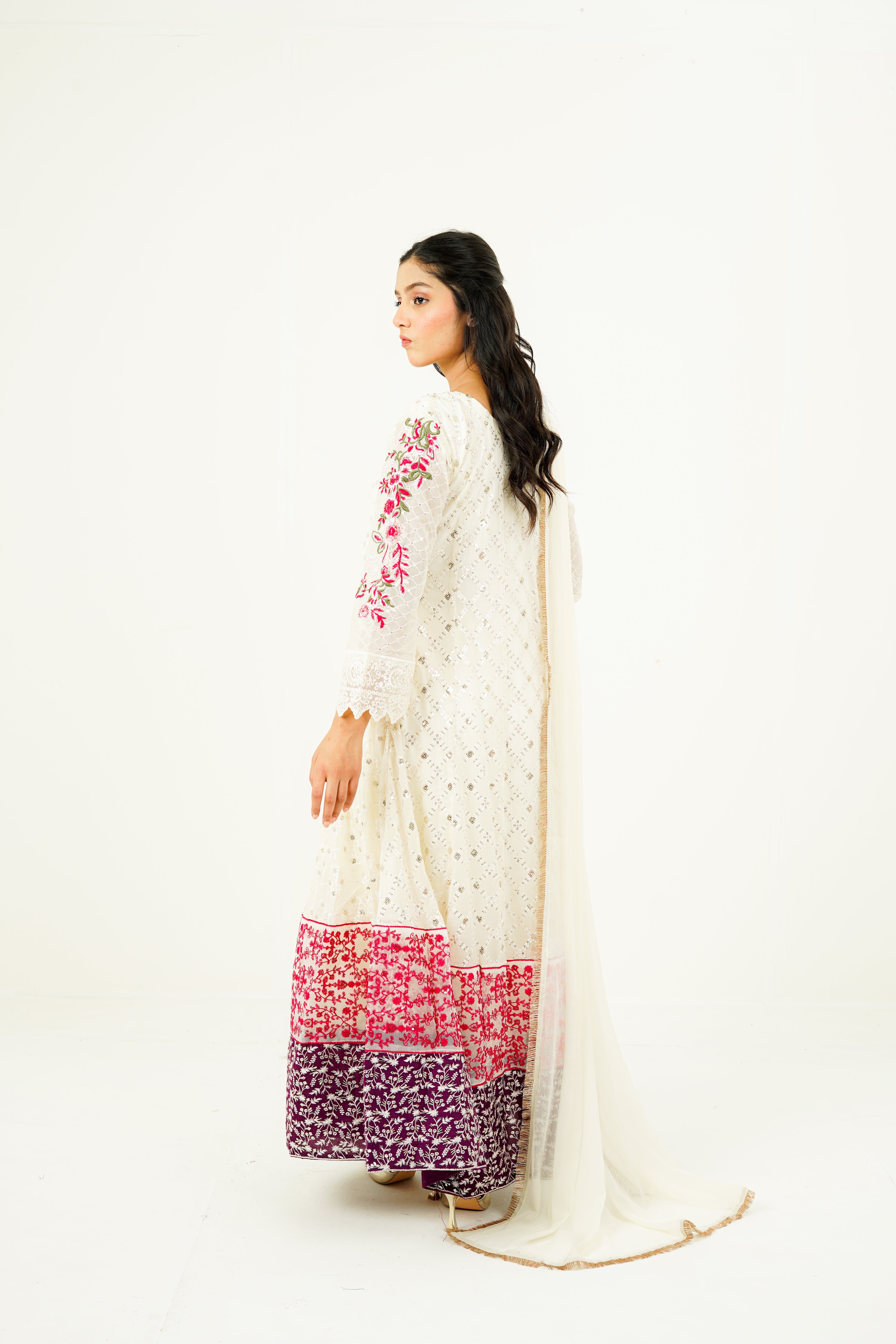 MEHVAH | EMBROIDERED CHIFFON SUIT