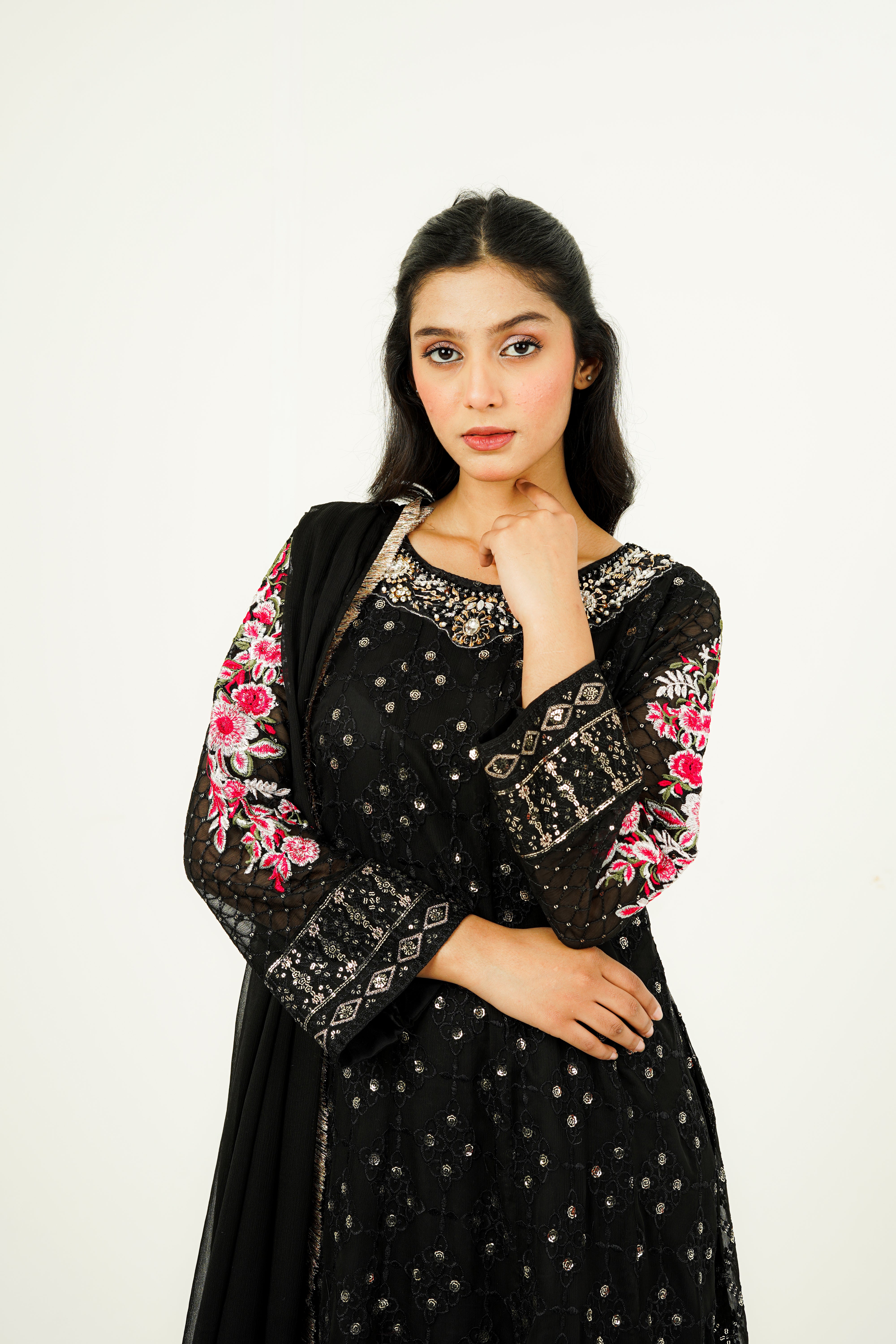 MEHVAH | EMBROIDERED CHIFFON SUIT