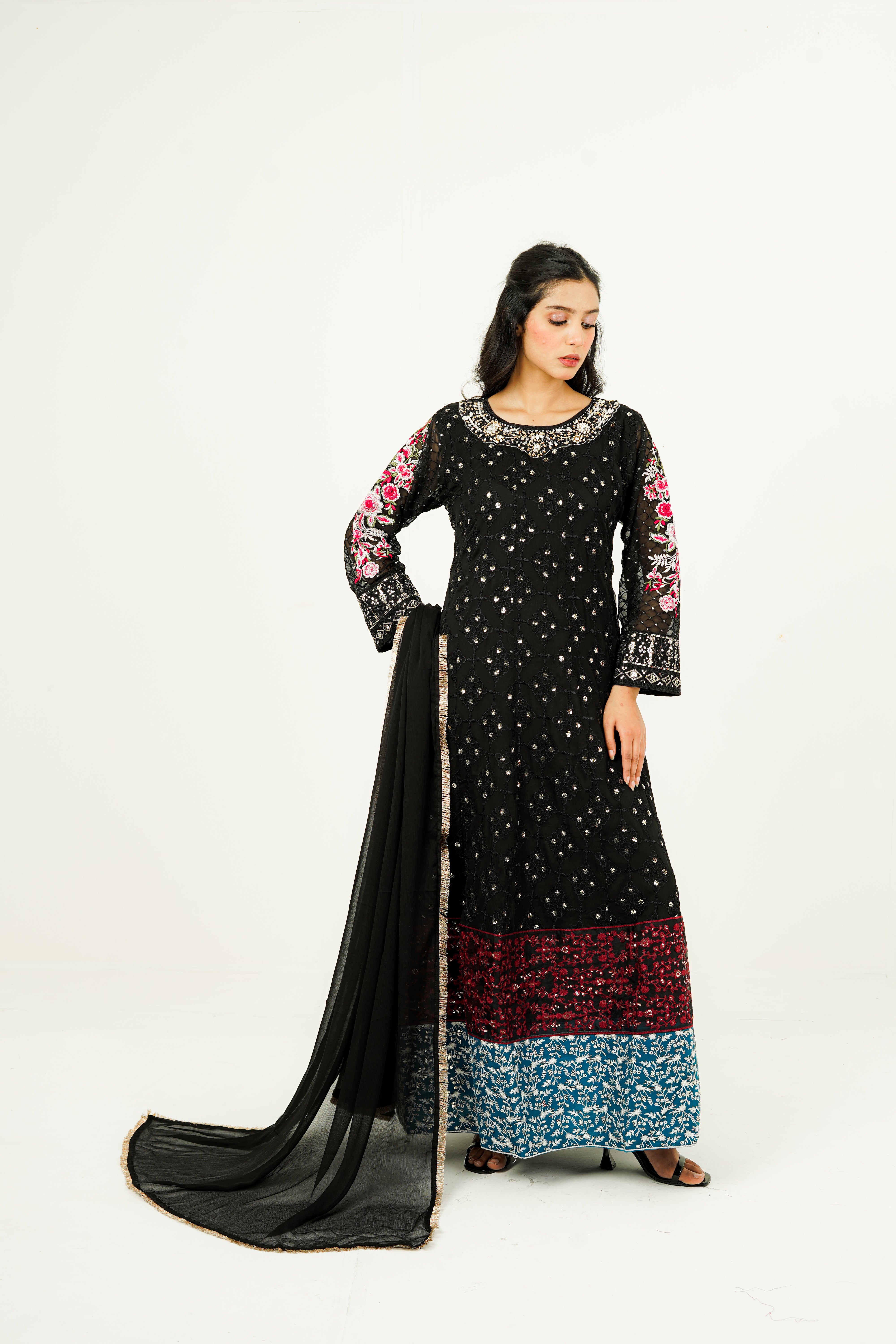 MEHVAH | EMBROIDERED CHIFFON SUIT