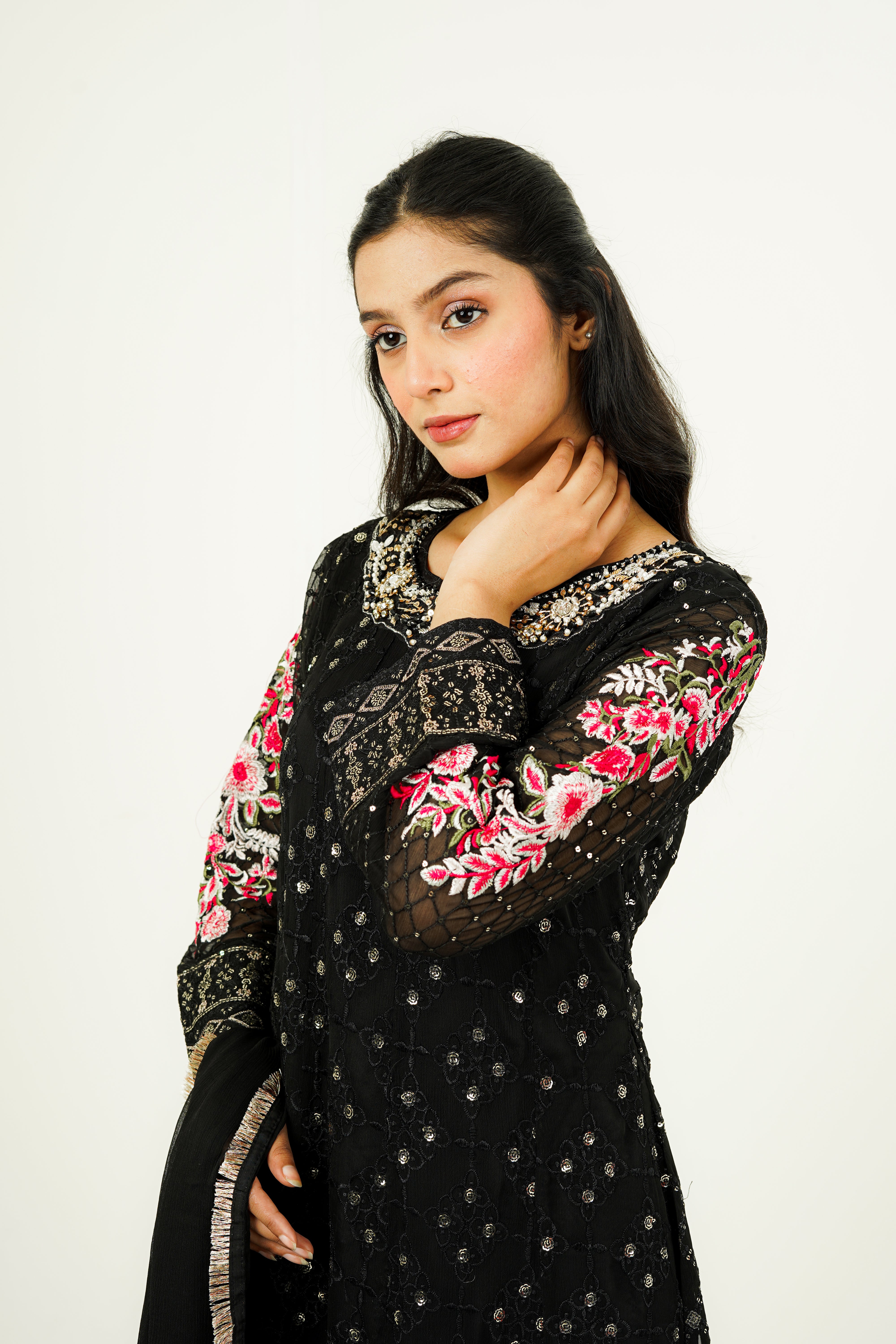 MEHVAH | EMBROIDERED CHIFFON SUIT