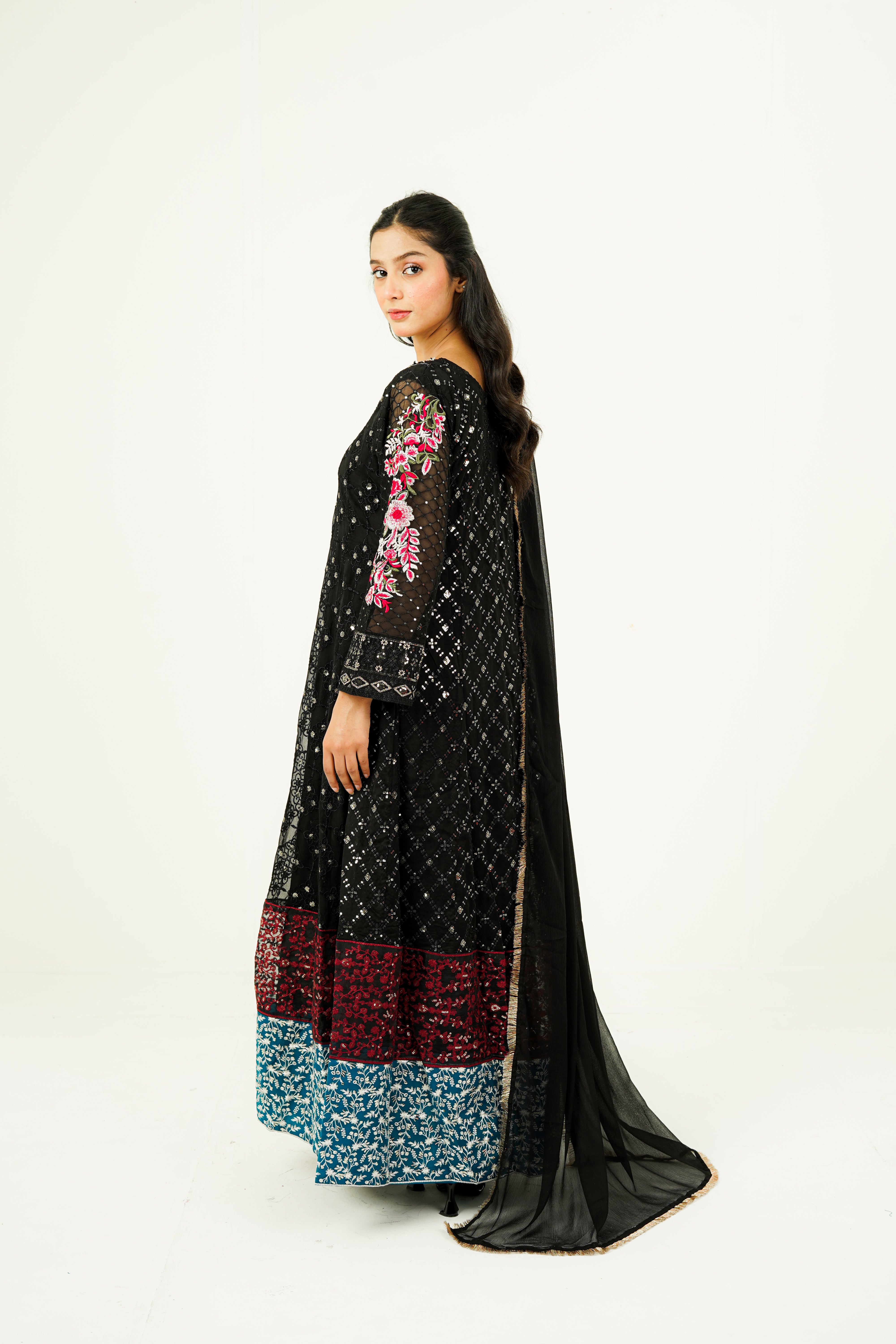 MEHVAH | EMBROIDERED CHIFFON SUIT