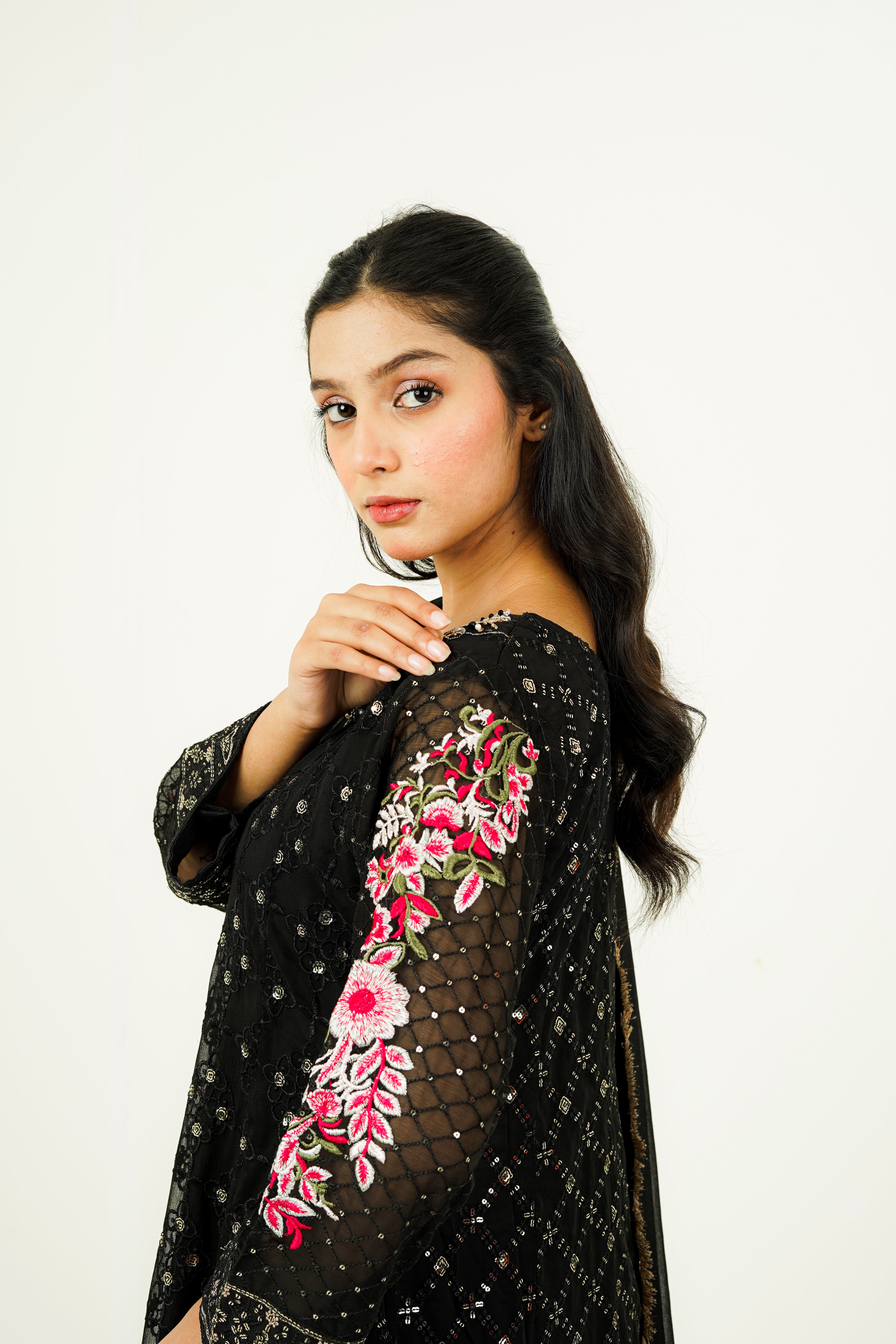 MEHVAH | EMBROIDERED CHIFFON SUIT