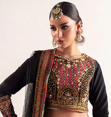 <strong>LEHENGA</strong>